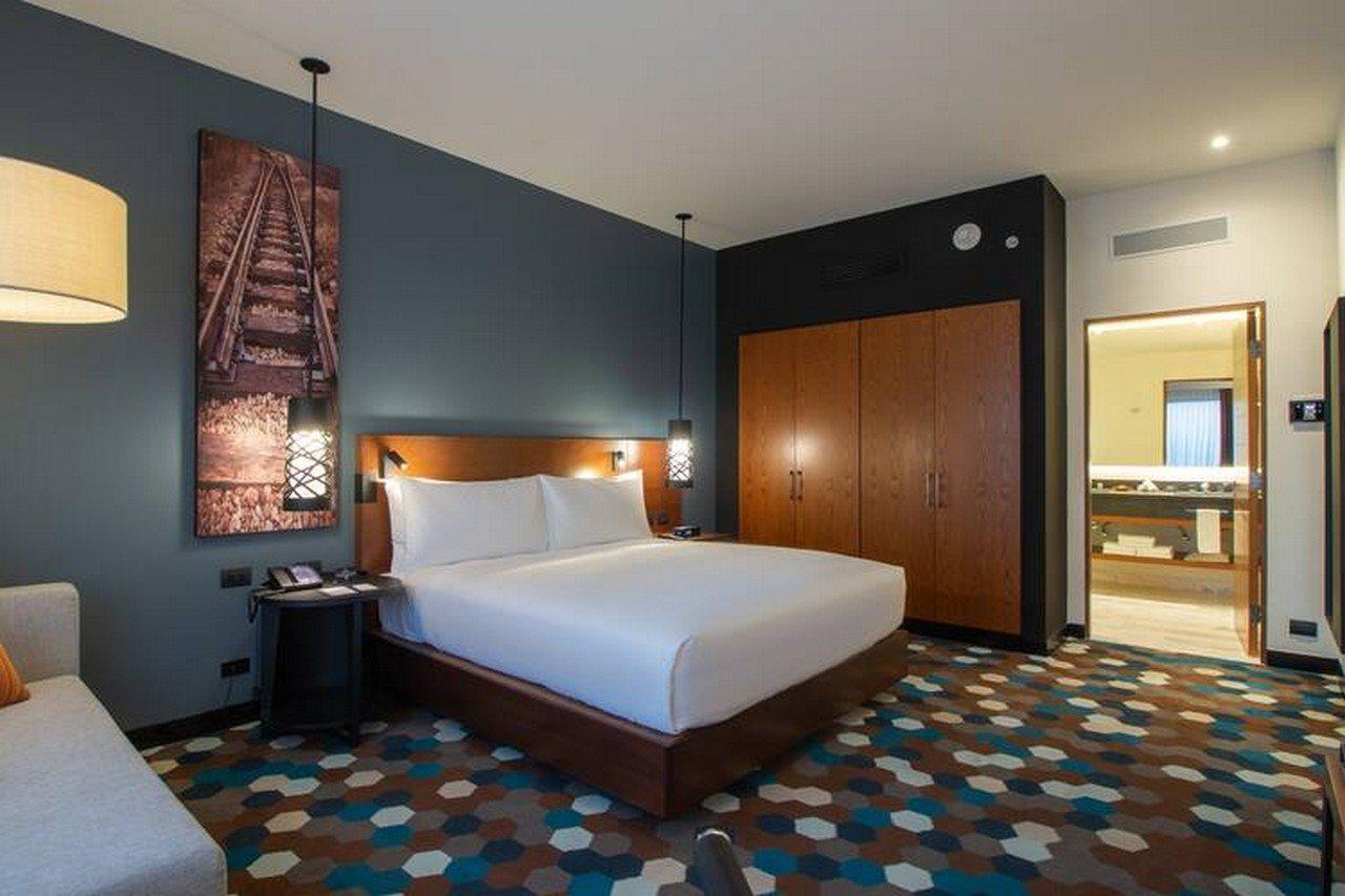 Doubletree By Hilton Celaya Celaya  Ngoại thất bức ảnh