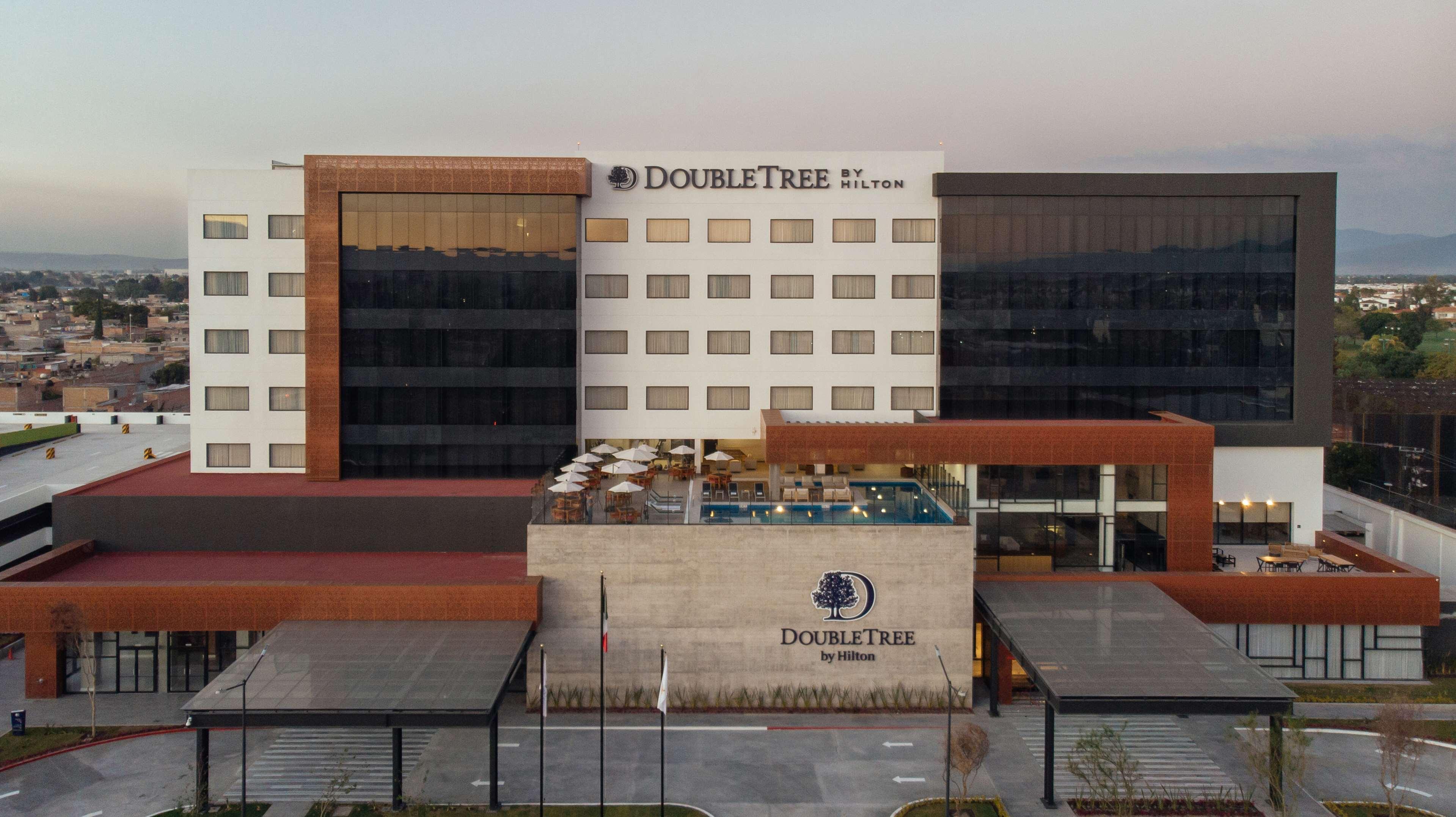 Doubletree By Hilton Celaya Celaya  Ngoại thất bức ảnh
