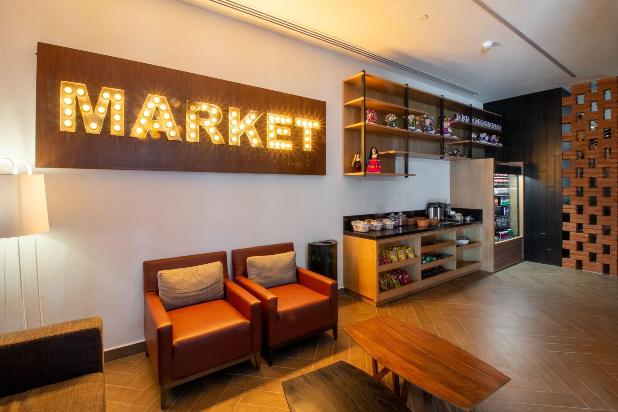 Doubletree By Hilton Celaya Celaya  Ngoại thất bức ảnh