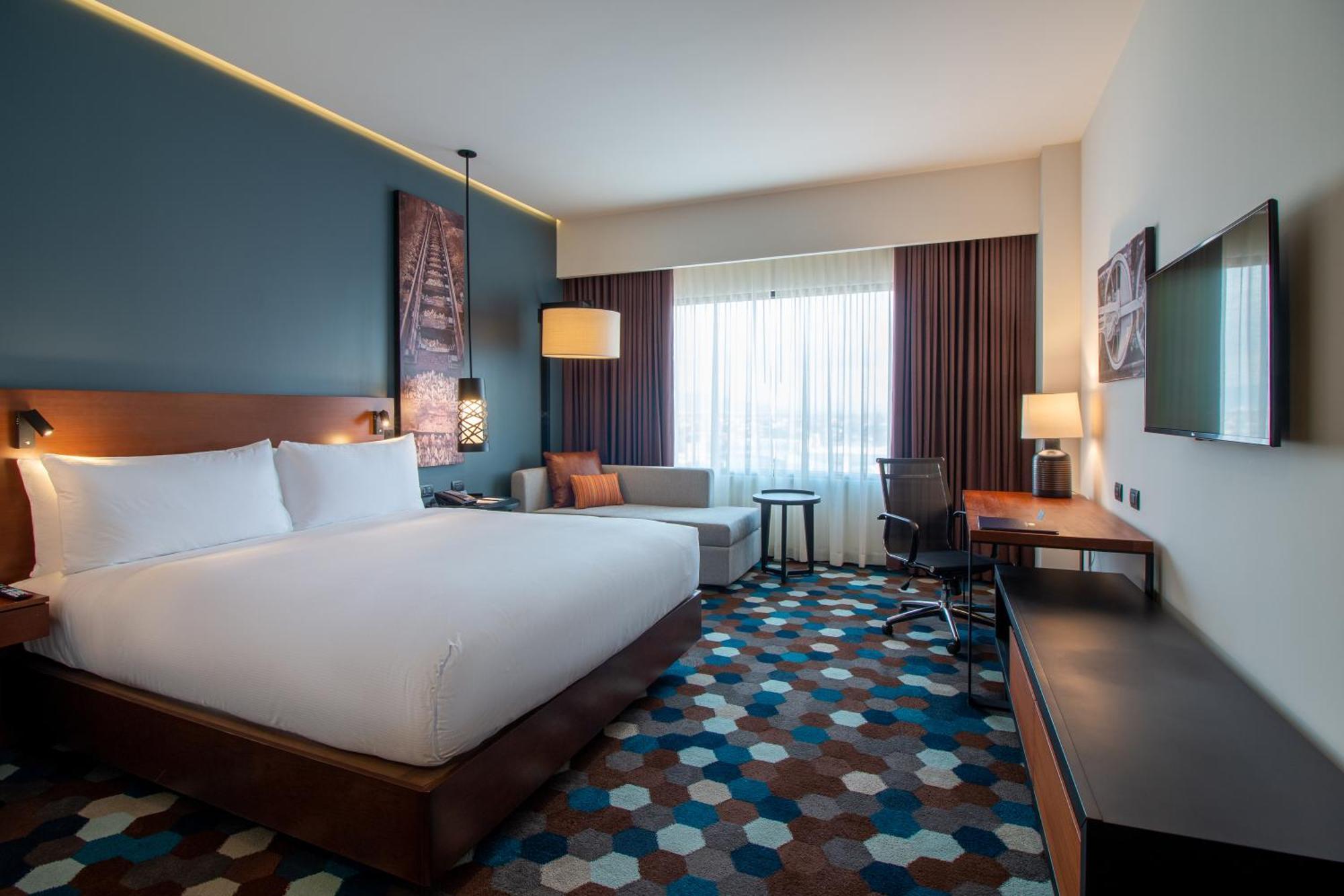 Doubletree By Hilton Celaya Celaya  Ngoại thất bức ảnh