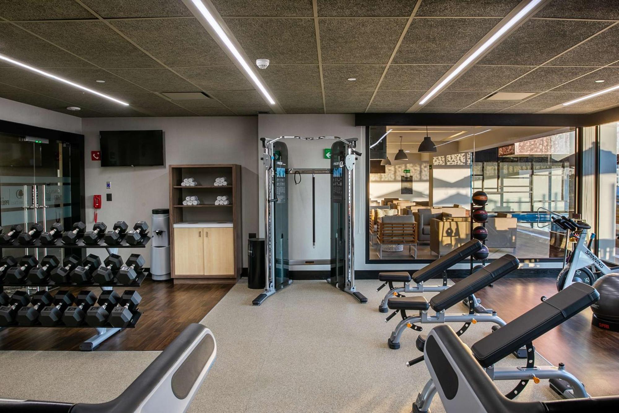 Doubletree By Hilton Celaya Celaya  Ngoại thất bức ảnh