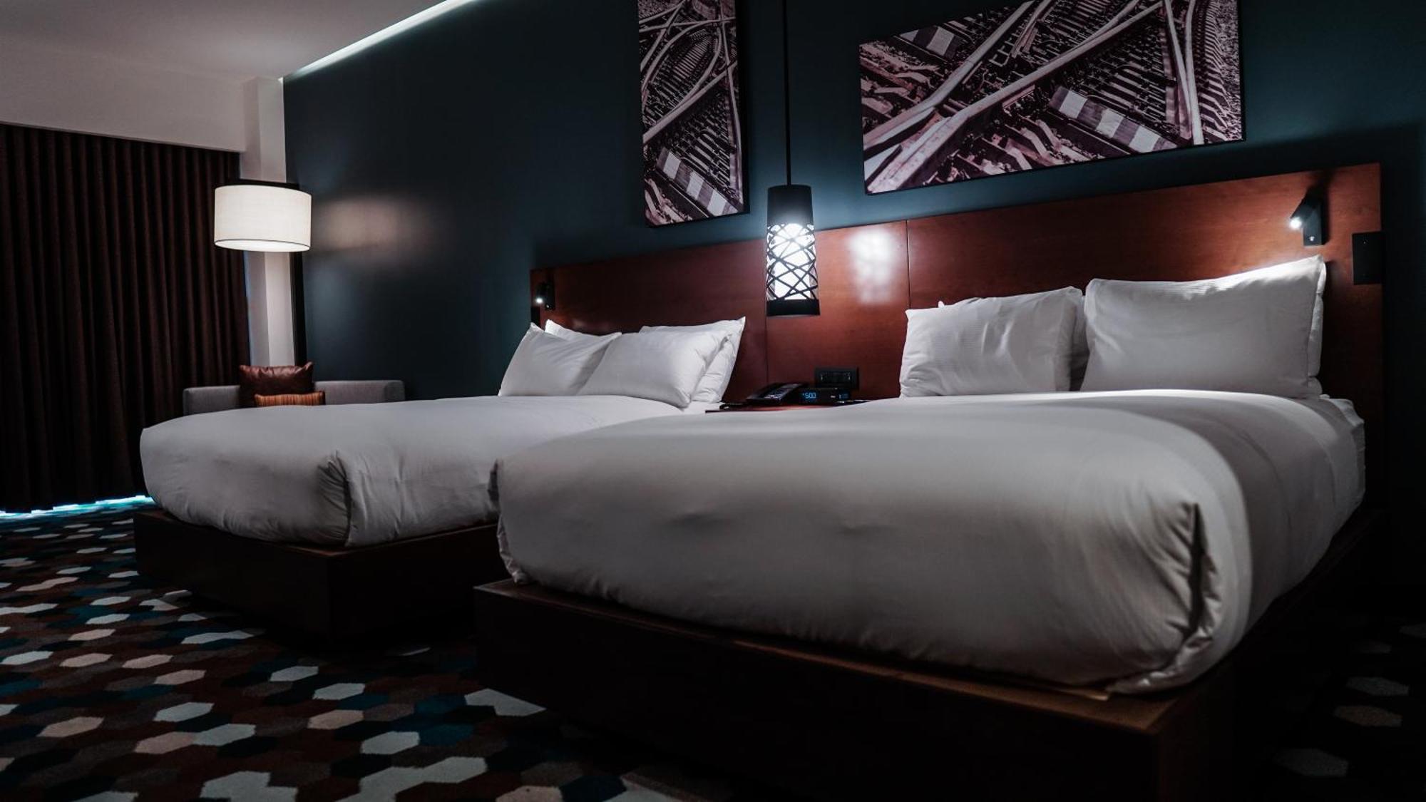 Doubletree By Hilton Celaya Celaya  Ngoại thất bức ảnh