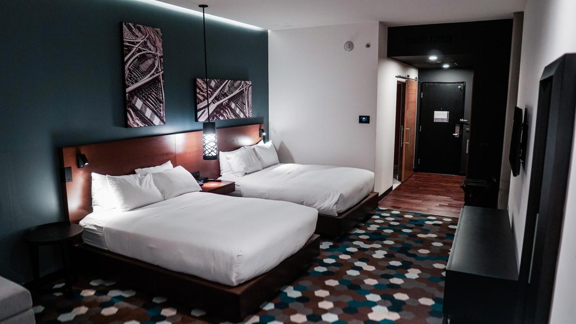 Doubletree By Hilton Celaya Celaya  Ngoại thất bức ảnh